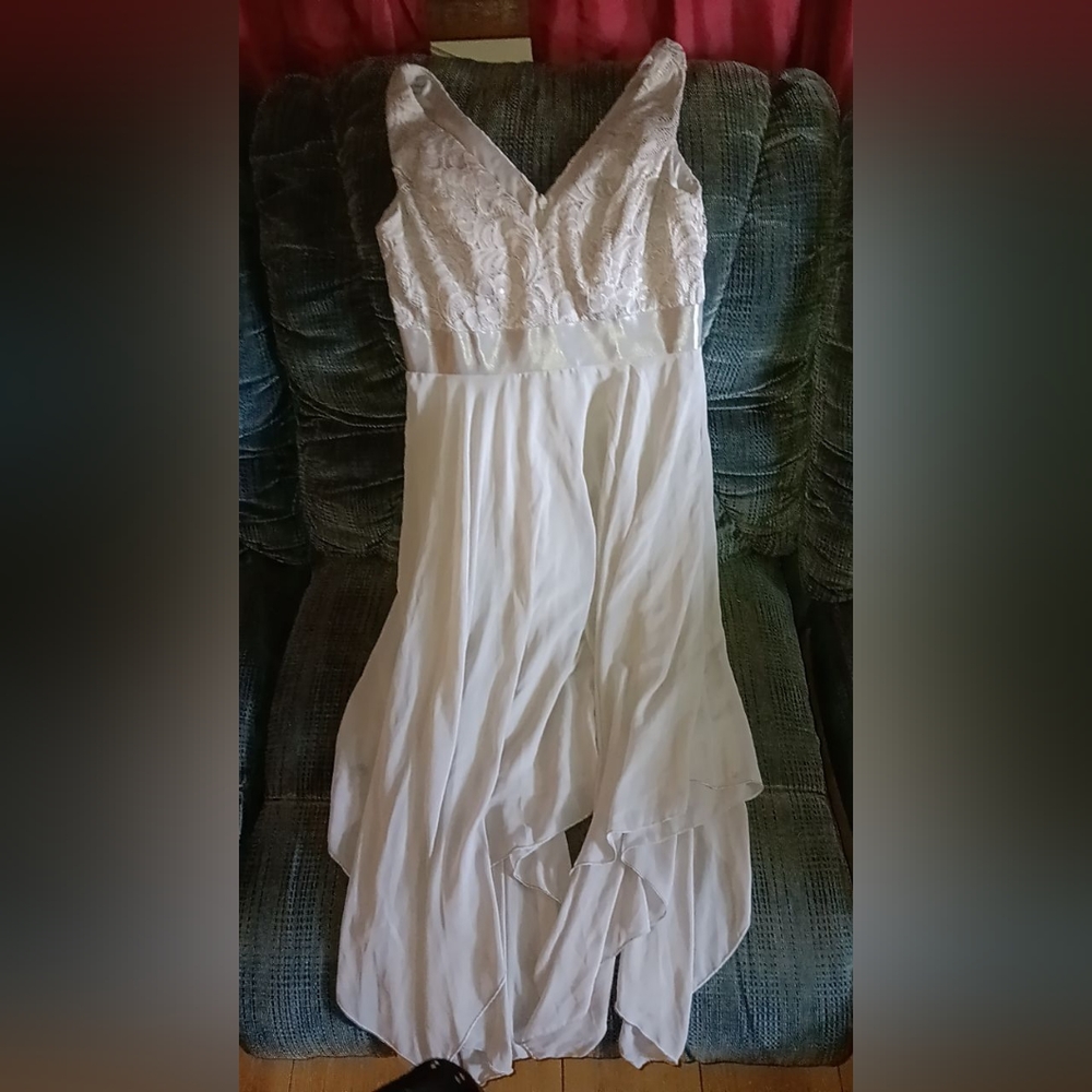 Dress - Picture 2 of 2
